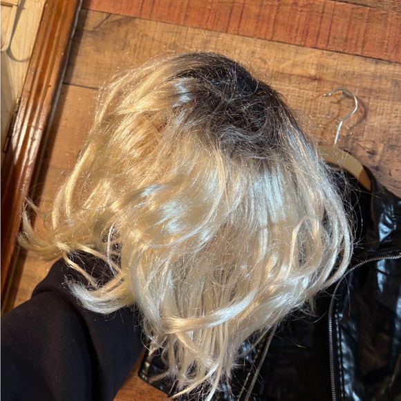 Spirit Halloween Bride of Chucky (Tiffany) biker jacket and wig costume - Picture 3 of 11